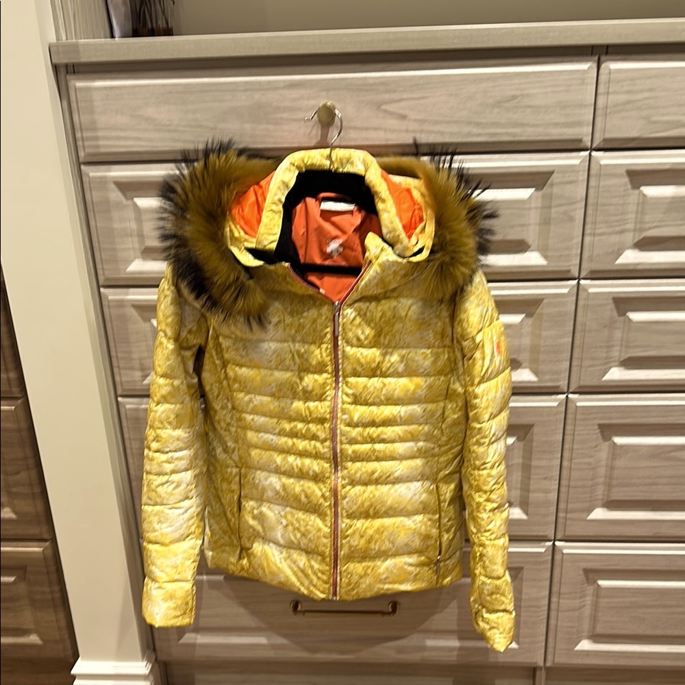 Descente Orange and Black Jacket Ski Jacket